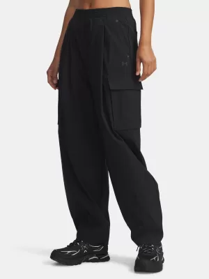 Ženske športne hlače UNDER ARMOUR UA UNSTOPPABLE RSTOP CARGO 6007025-001 ČRNA