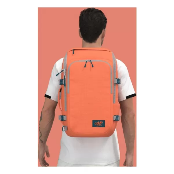  Nahrbtnik CABINZERO ADV PRO 32L MAROŠKI PESEK 