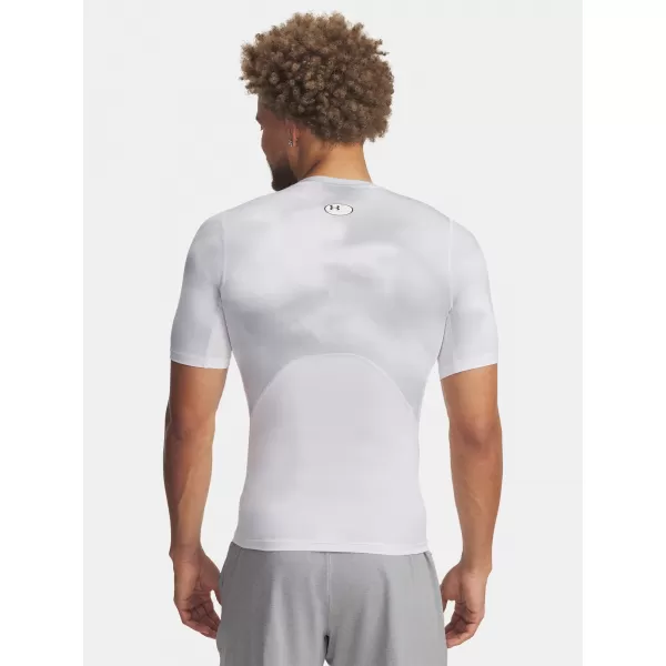  Moška majica s kratkimi rokavi UNDER ARMOUR UA HG ARMOUR PRINTED SS 1383321-101 BELA 