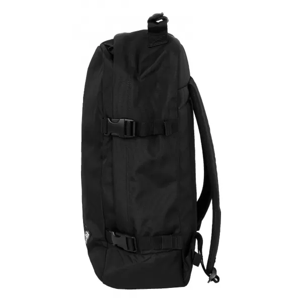 Nahrbtnik CABINZERO CLASSIC 44L ABSOLUTNO ČRNA 