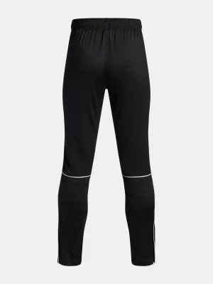 Fantovske športne hlače UNDER ARMOUR UA B CHALLENGER TRAINING P 6004081-001 ČRNA