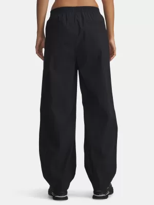 Ženske športne hlače UNDER ARMOUR UA UNSTOPPABLE WVN PLEAT PT 6007027-001 ČRNA