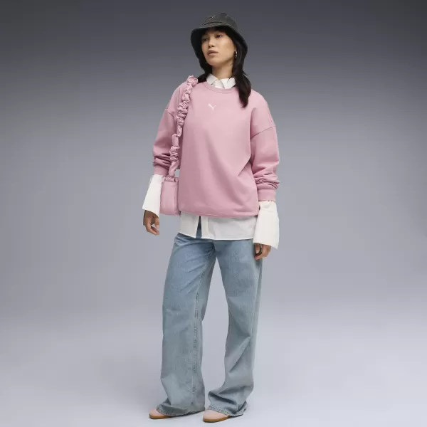  Ženski pulover PUMA ESS OVERSIZED CREW FL 68540065 URAVNOVEŠENA ROZA 