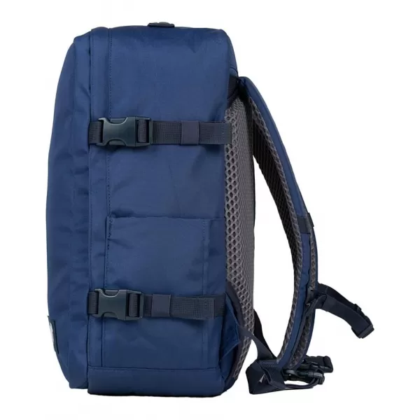  Nahrbtnik CABINZERO CLASSIC PLUS 32L NAVADE 