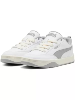 Škornji PUMA PARK LIFESTYLE 39508401 BELI/SIVI/SLADKANI MANDLJI