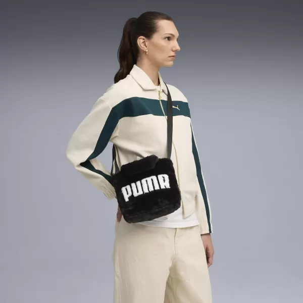  Ženska torba PUMA UP FAUX FUR MINI SHOPPER BAG 09171301 PUMA ČRNA 