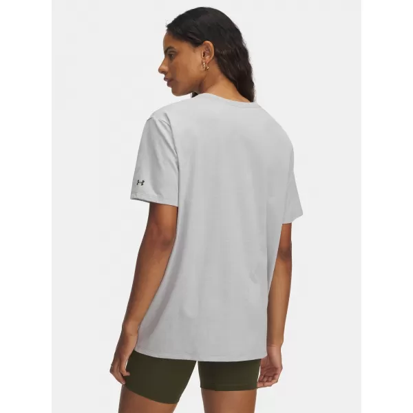  Ženska majica s kratkimi rokavi UNDER ARMOUR RIVAL OS CAMPUS TEE 6007883-011 SIVA 