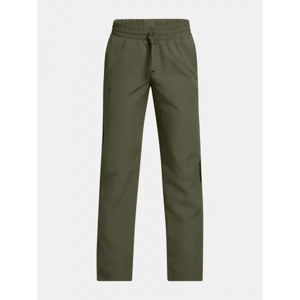  Fantovske športne hlače UNDER ARMOUR UA B RIVAL WVN PANT 1390155-390 ZELENA 