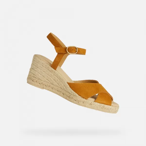  Ženske sandale GEOX G000570 JANTAR 