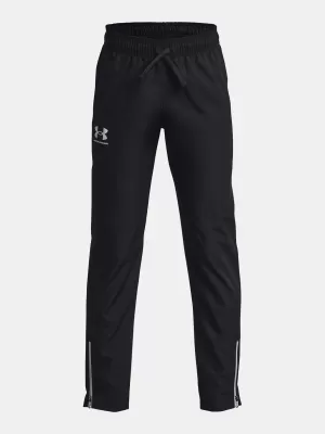 Fantovske hlače UNDER ARMOUR UA SPORTSTYLE WOVEN PANTS 1370184-001 ČRNA