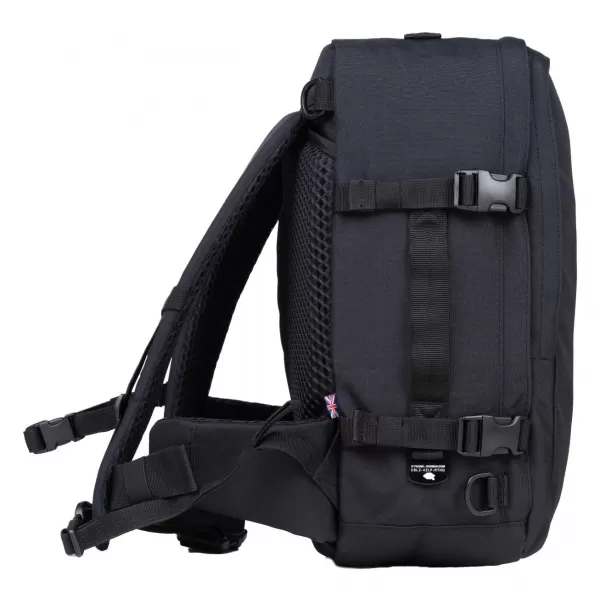  Nahrbtnik CABINZERO CLASSIC PRO 32L ABSOLUTNO ČRNA 