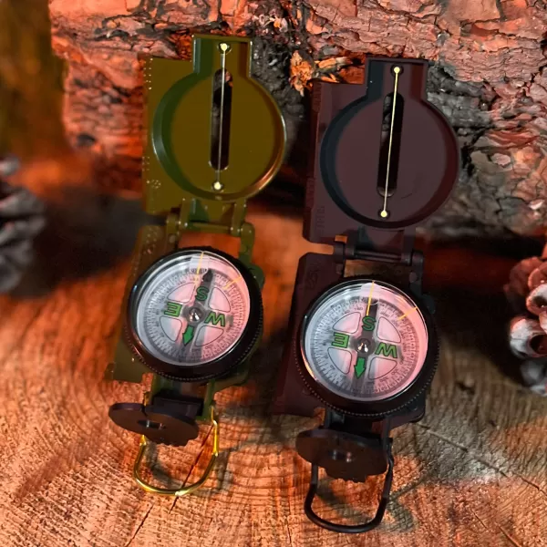  Kompas PENTAGON VENTURER COMPASS D19028 OLIVNO ZELENA 