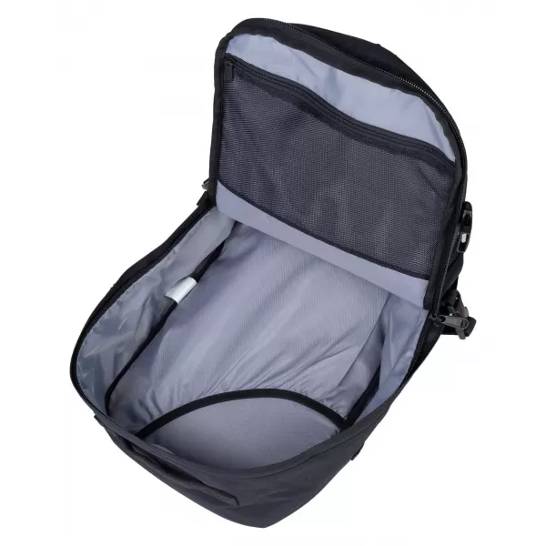  Nahrbtnik CABINZERO CLASSIC PRO 32L ABSOLUTNO ČRNA 