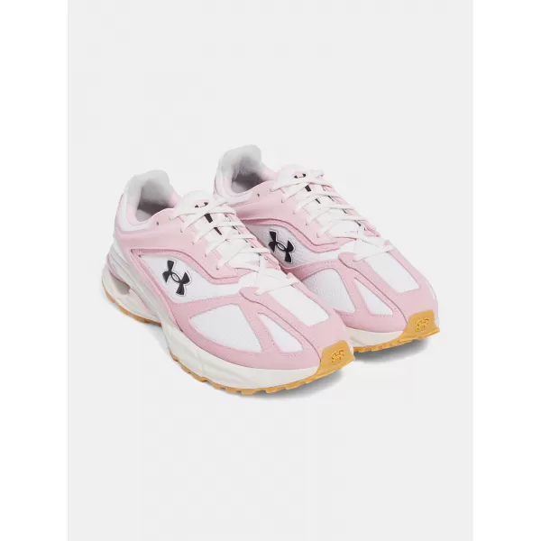  Škornji UNDER ARMOUR UA HOVR APPARITION RTRFTR SD 3027596-104 BELA 