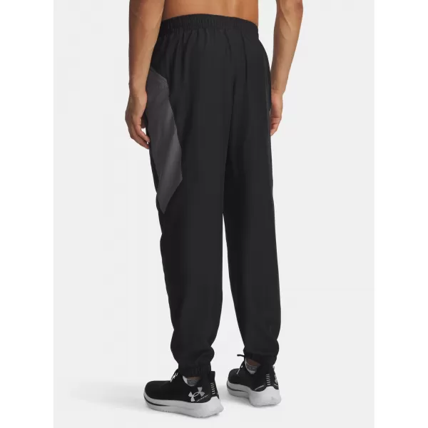  Moške športne hlače UNDER ARMOUR 6011268-001 ČRNA 