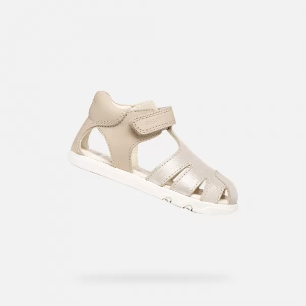  Dekliški sandali GEOX SANDAL STEPPIEUP B656QA0CR85C5000 BEŽ 