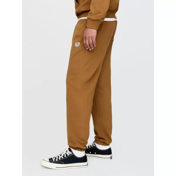  Moške trenirke GAP LOGO SWEATPANTS 744733-01 SVETLO RJAVA 