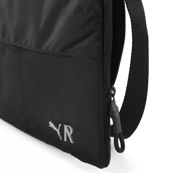  Torba PUMA X REPRESENT SLING BAG 091822-01 ČRNA PUMA 
