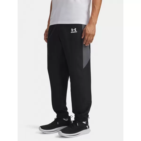  Moške športne hlače UNDER ARMOUR 6011268-001 ČRNA 