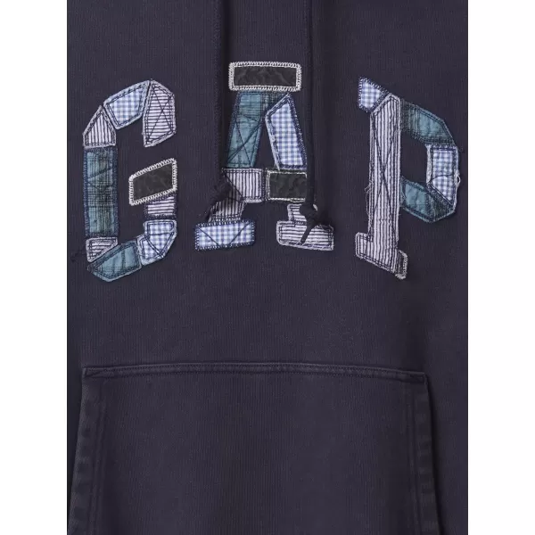  Moški pulover GAP PATCHWORK LOGO PULLOVER HOODIE 745196-00 MORNARIŠKA UNIFORMA 