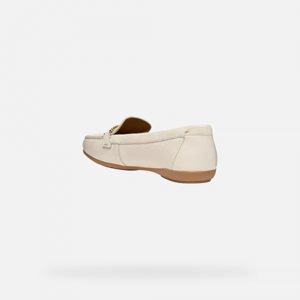  Ženski mokasini GEOX ANNYTAH MOC G012825 KREMASTO 