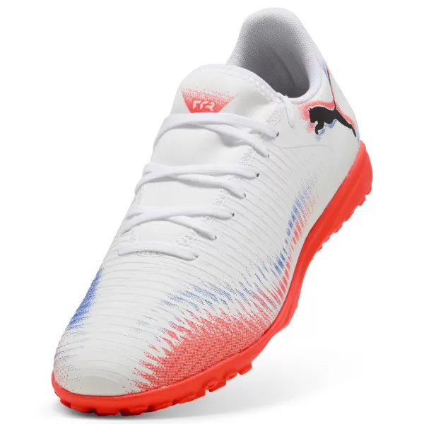  Škornji PUMA FUTURE 8 PLAY TT 108605-01 WHITE/ BELA/PUMA ČRNA/ŽAREČE RDEČA 