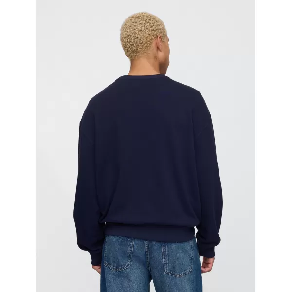  Moški pulover GAP CLASSIC LOGO SWEATSHIRT 744748-01 MORNARIŠKA UNIFORMA 
