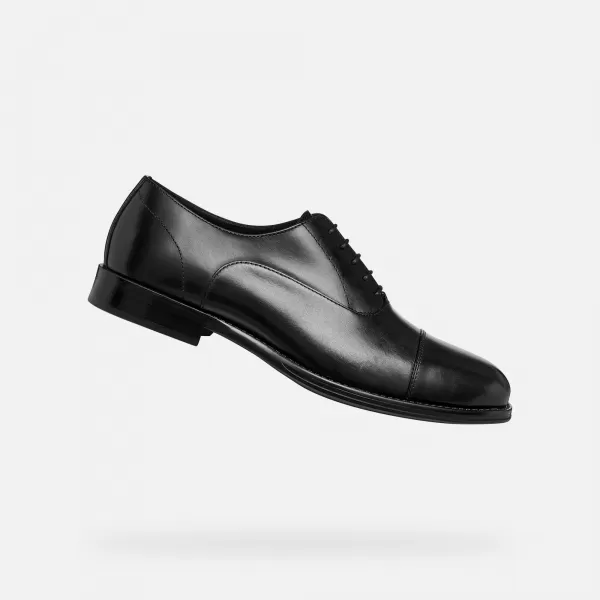  Moški klasični čevlji GEOX BARBERIGO G014411 ČRNA 