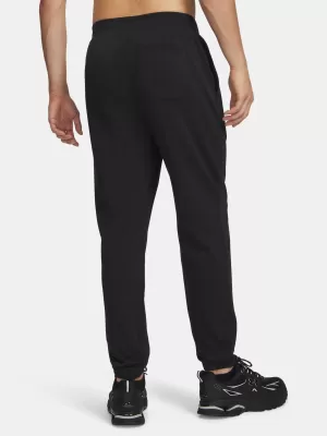 Moške trenirke UNDER ARMOUR 6014688-001 ČRNA