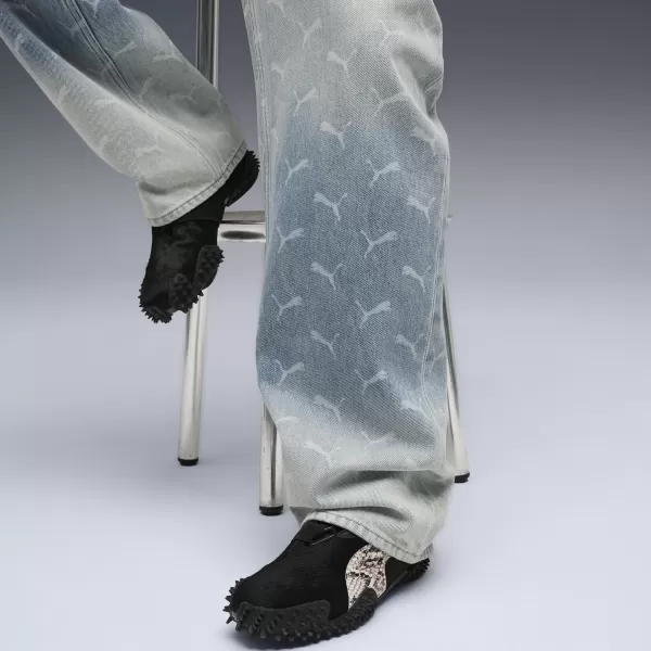  Moške hlače PUMA ROCKY LASER MONOGRAM DENIM 633428-01 ZBLEDEL DENIM/AOP 