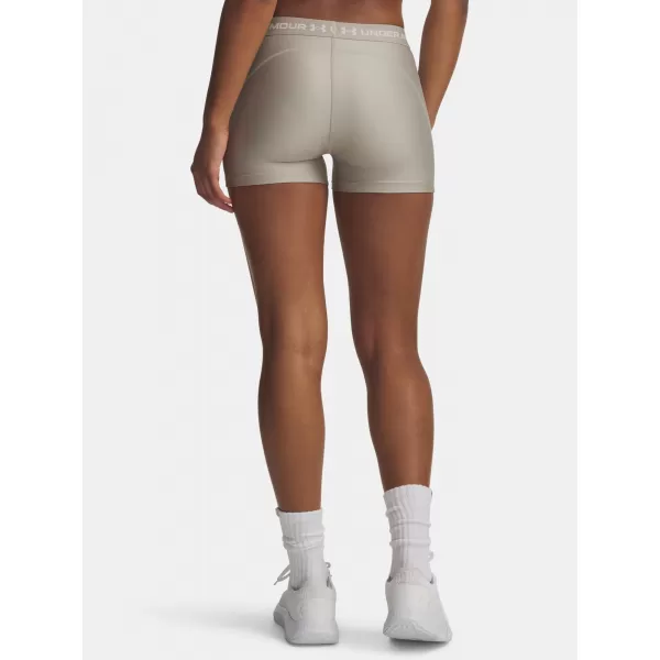  Ženske kratke hlače UNDER ARMOUR HEATGEAR SHORTY 6010725-203 RJAVA 