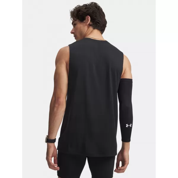  Moški brezrokavnik UNDER ARMOUR UA VELOCITI TANK 6010888-001 ČRNA 