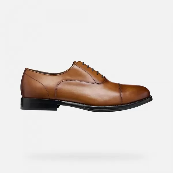  Moški klasični čevlji GEOX BARBERIGO G014410 RJAVA 