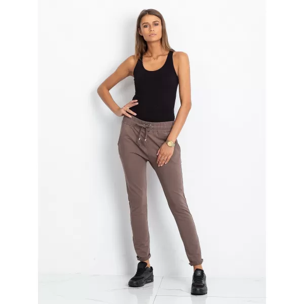  Ženske trenirke BASIC FEEL GOOD RV-DR-3698.08X RJAVA 