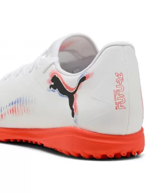 Škornji PUMA FUTURE 8 PLAY TT 108605-01 WHITE/ BELA/PUMA ČRNA/ŽAREČE RDEČA