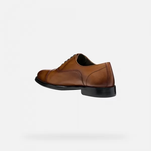  Moški klasični čevlji GEOX BARBERIGO G014410 RJAVA 
