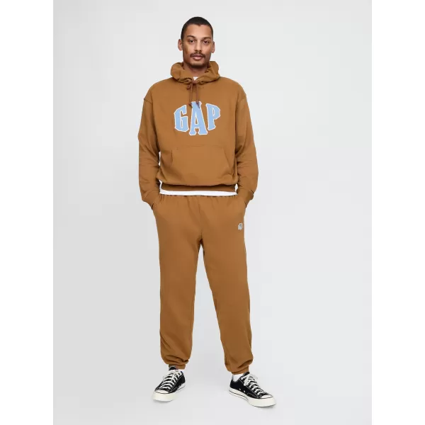  Moške trenirke GAP LOGO SWEATPANTS 744733-01 SVETLO RJAVA 