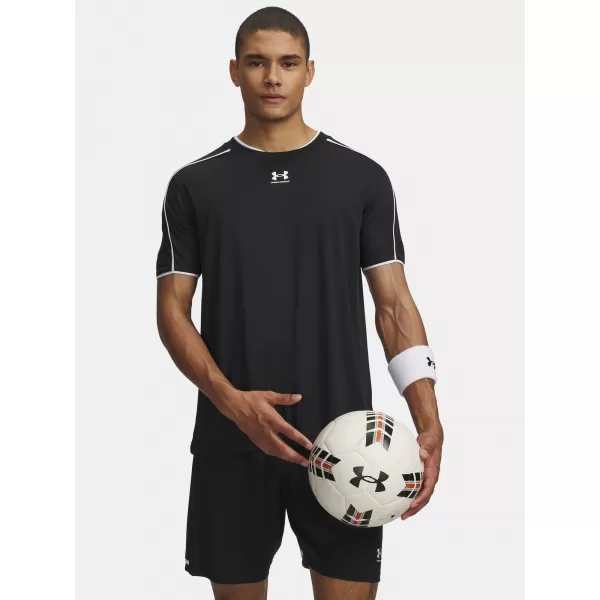  Moška majica s kratkimi rokavi UNDER ARMOUR M CHALLENGER TRAIN SS 6009875-001 ČRNA 