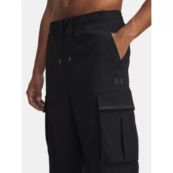  Moške športne hlače UNDER ARMOUR UNSTPBLE TXTR WOVEN CARGO 6003862-001 ČRNA 