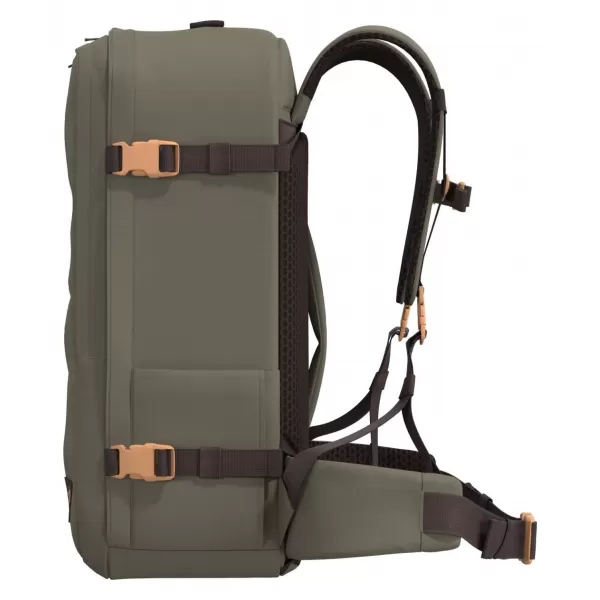  Nahrbtnik CABINZERO Classic Pro 42L SIVO BARJE 