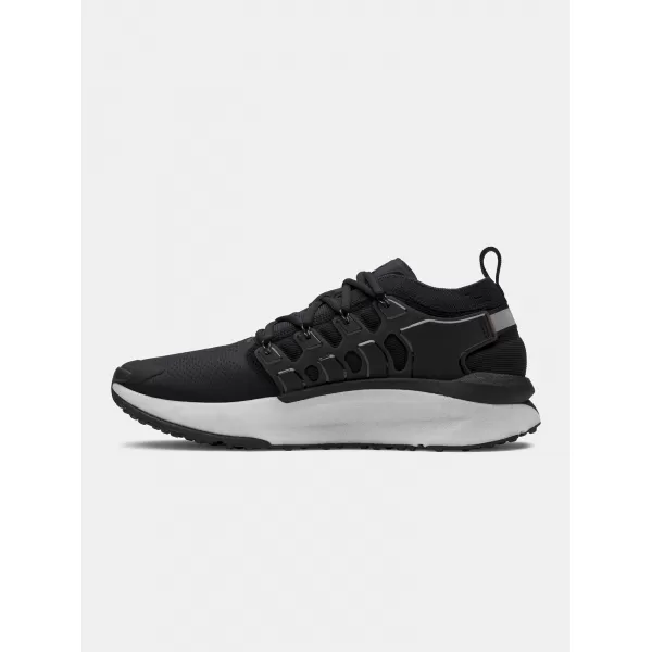  Moški čevlji UNDER ARMOUR UA PHANTOM X 6007183-001 ČRNA 
