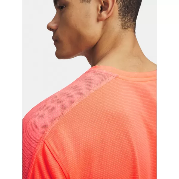  Moška majica s kratkimi rokavi UNDER ARMOUR VELOCITI REFLCT SS 6009518-824 ORANŽNA 