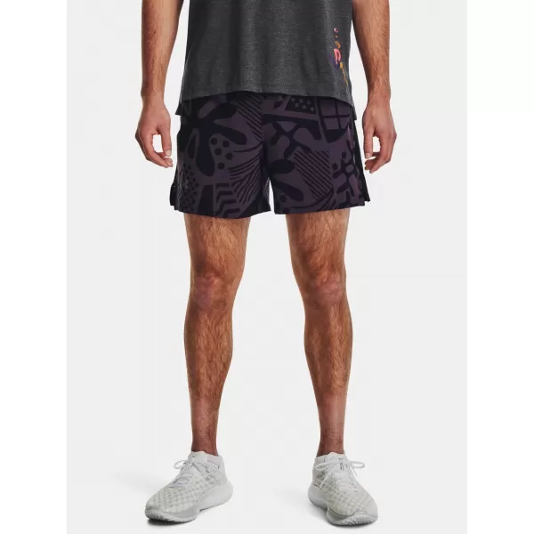  Moške kratke hlače UNDER ARMOUR WE RUN IN PEACE SHORT 1377048-001 ČRNA 