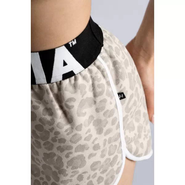  Kratke hlače za trening z leopardjim vzorcem NEBBIA PRIMAL 855 KREMNI LEOPARD 