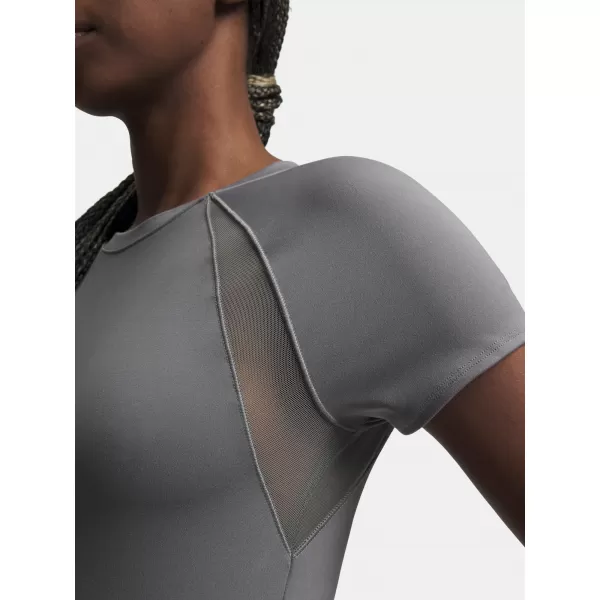  Ženska majica s kratkimi rokavi UNDER ARMOUR MOTION MESH SS 6011045-709 ZELENA 