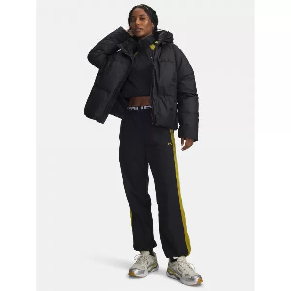  Ženska jakna UNDER ARMOUR LIMITLESS DOWN PUFFER JACKET 6001001-001 ČRNA 