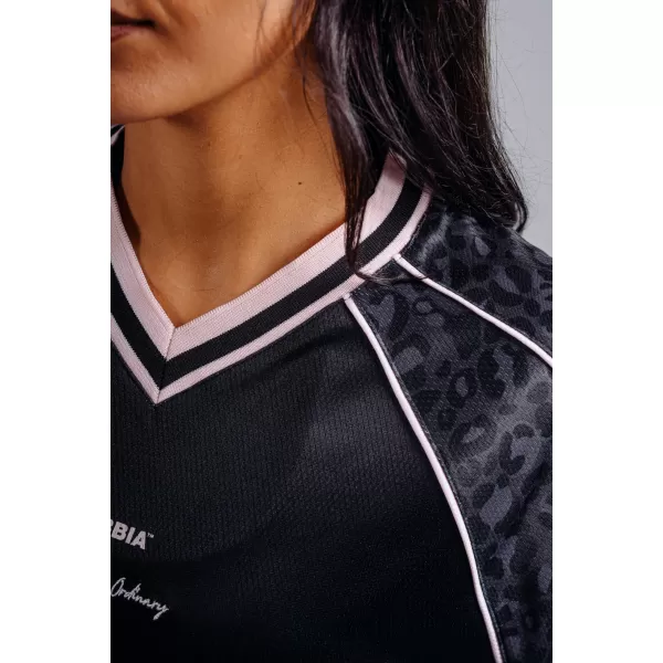  Prevelika majica s kratkimi rokavi 97 NEBBIA PRIMAL 862 ČRNI LEOPARD 