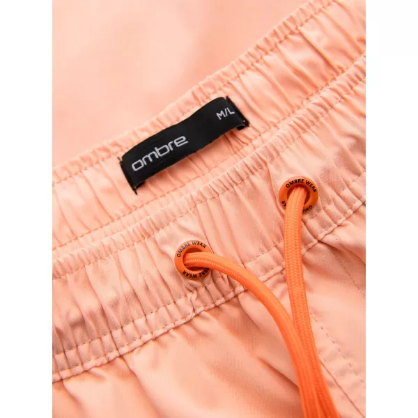  Moške kratke hlače OMBRE OM-SRSS-0216 PASTELNO ORANŽNA 