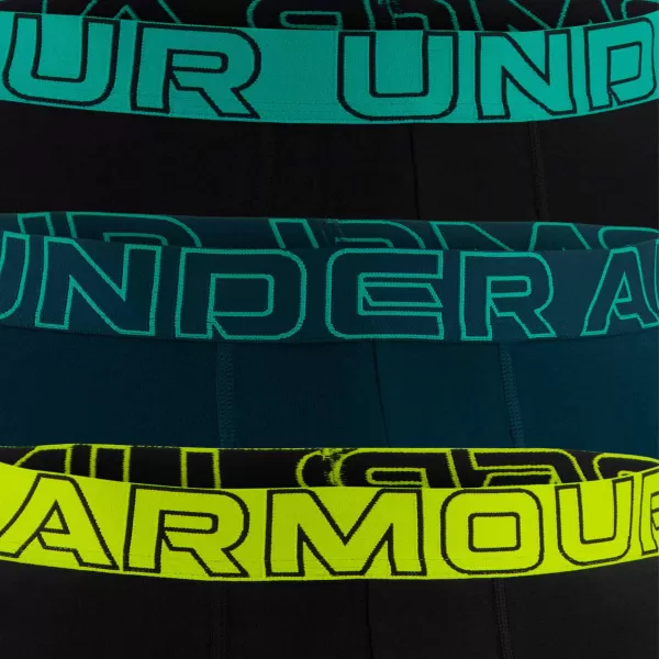  Moške boksarice UNDER ARMOUR UA PERFORMANCE COTTON - SOLID 6 - 3PK 1383889-007 ČRNA 