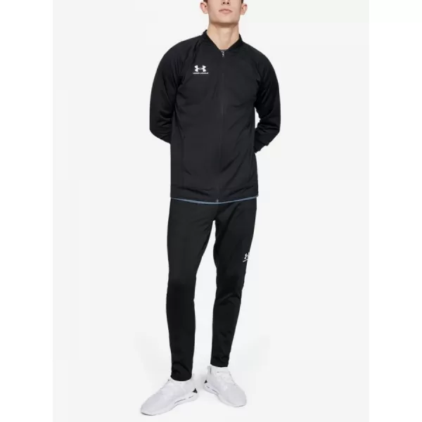  Moška jakna UNDER ARMOUR CHALLENGER III JACKET 1343919-001 ČRNA 